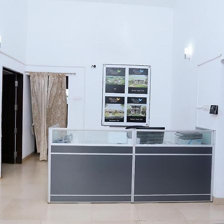 מלון Ayyampālaiyam Oyo 24200 Bahri Beautiful Country מראה חיצוני תמונה